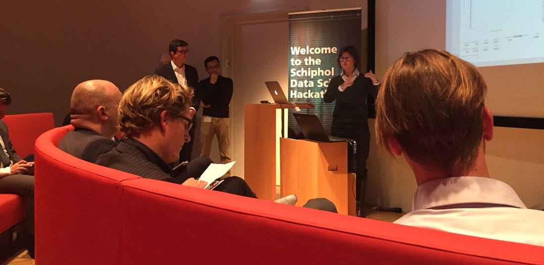 Schiphol Data Science Hackathon Schiphol Data Science Hackathon